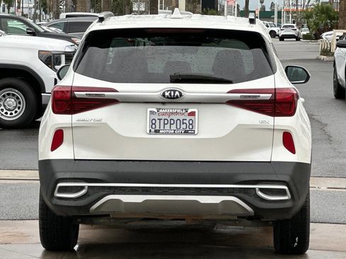 Used 2021 Kia Seltos EX image 5