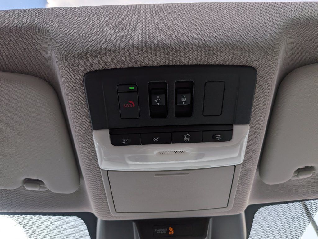 Used 2022 Nissan Rogue SL FWD image 23