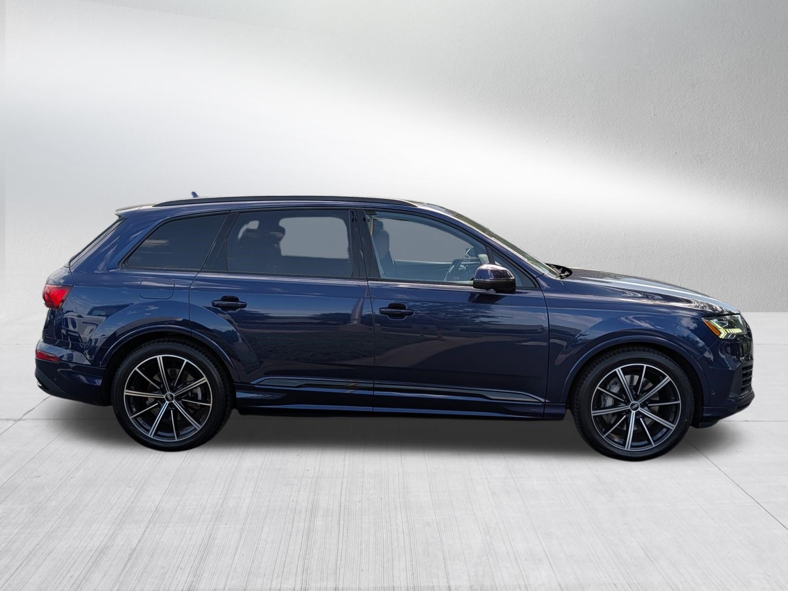 Used 2021 Audi Q7 3.0T Prestige AWD/4WD image 8