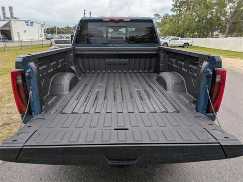 New 2026 GMC Sierra 2500 Denali Ultimate w/ Max Trailering Package image 13