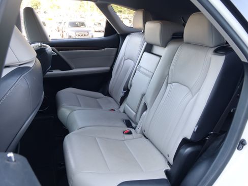 Used 2018 Lexus RX 350L FWD image 36