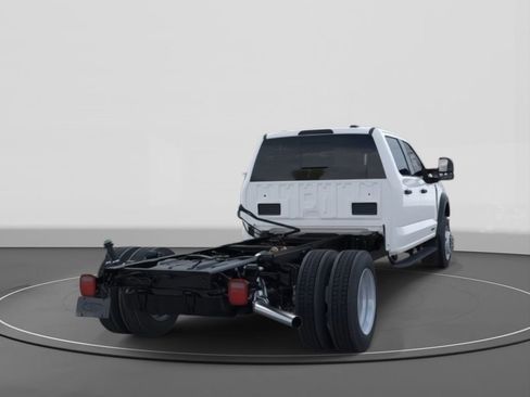 New 2026 Ford F550 2WD Crew Cab Super Duty image 8