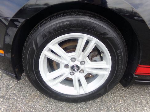 Used 2014 Ford Mustang Coupe w/ Equipment Group 102A image 9