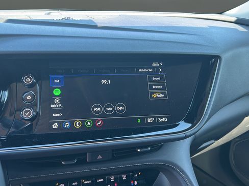 Used 2022 Buick Envision Avenir w/ Technology Package II AWD/4WD image 11