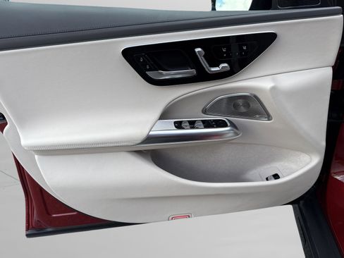 Used 2024 Mercedes-Benz E 450 4MATIC All-Terrain Wagon image 13