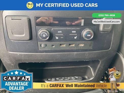 Used 2018 Chevrolet Tahoe Premier AWD/4WD image 24