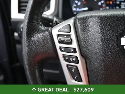 Used 2021 Nissan Titan SV w/ SV Convenience Package image 36