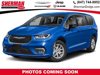 New 2026 Chrysler Pacifica Select w/ S Appearance Package