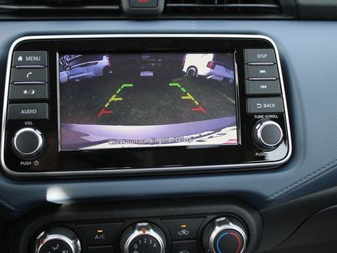 New 2025 Nissan Versa SV image 15