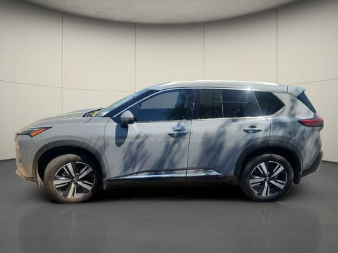 Used 2023 Nissan Rogue Platinum w/ Platinum Premium Package FWD image 4