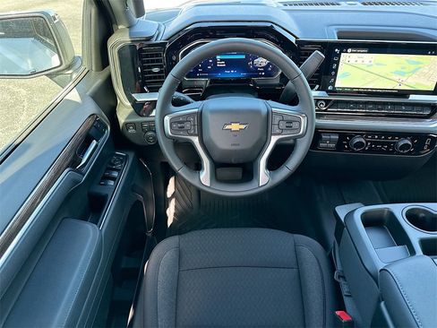 New 2026 Chevrolet Silverado 1500 LT image 16