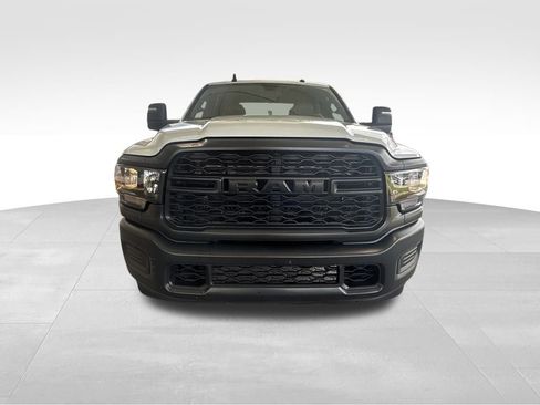 Used 2024 RAM 2500 Tradesman image 9