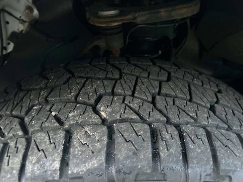 Used 2023 Ford Ranger XLT w/ Equipment Group 301A Mid image 17