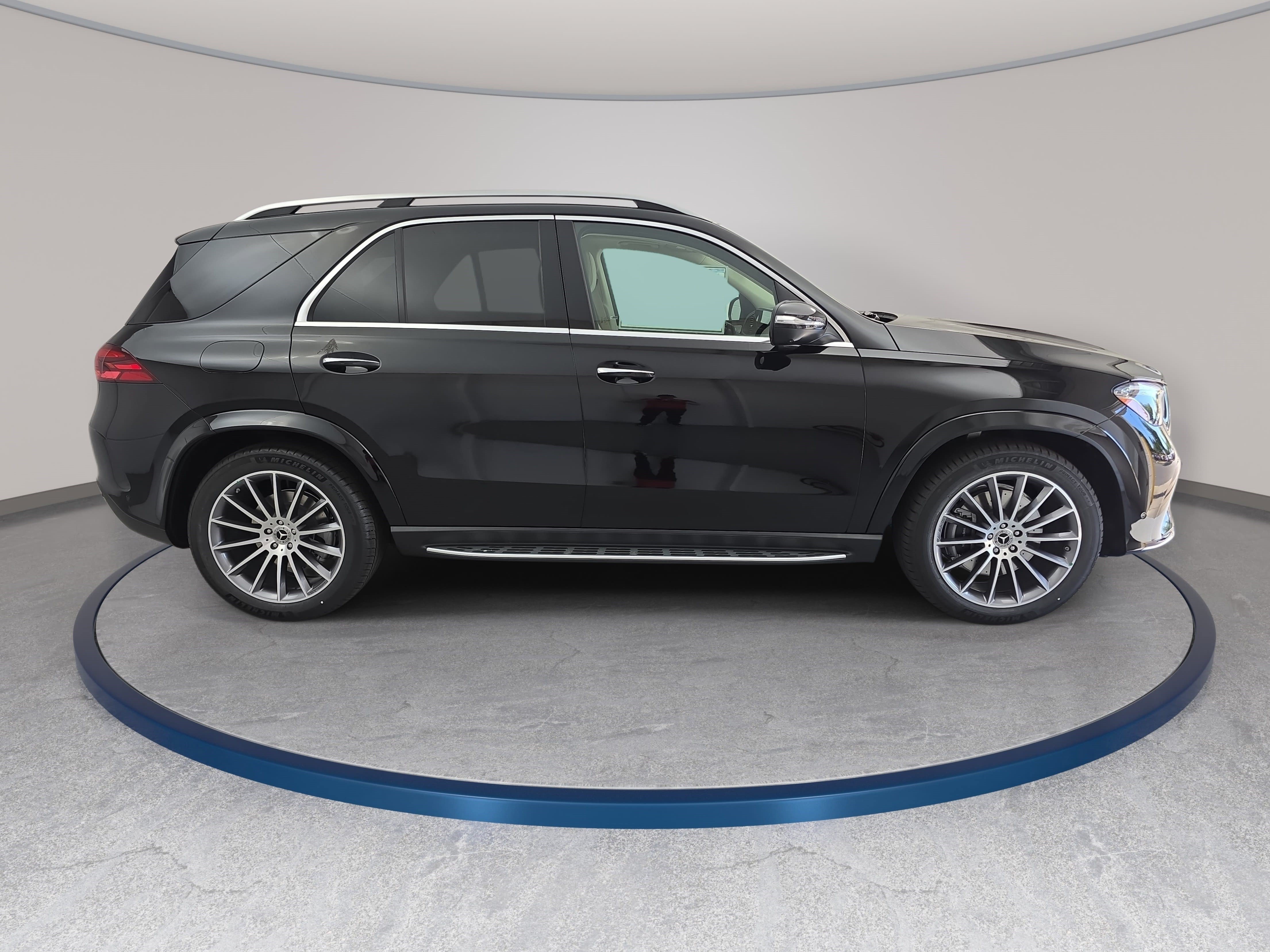 New 2026 Mercedes-Benz GLE 450 4MATIC image 4