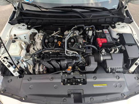 Used 2025 Nissan Altima 2.5 SR FWD image 28