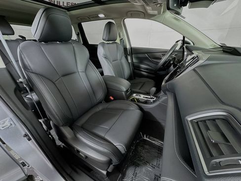 Used 2025 Subaru Ascent Limited AWD/4WD image 32