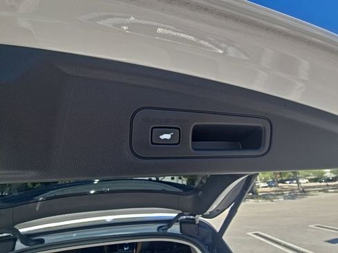 Certified 2023 Acura MDX SH-AWD w/ Advance Package image 35