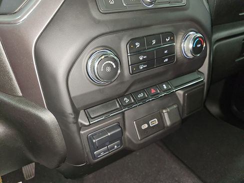 Used 2021 GMC Sierra 1500 4x4 Double Cab w/ Sierra Value Package image 38