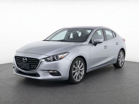 Used 2017 MAZDA MAZDA3 Touring FWD image 2