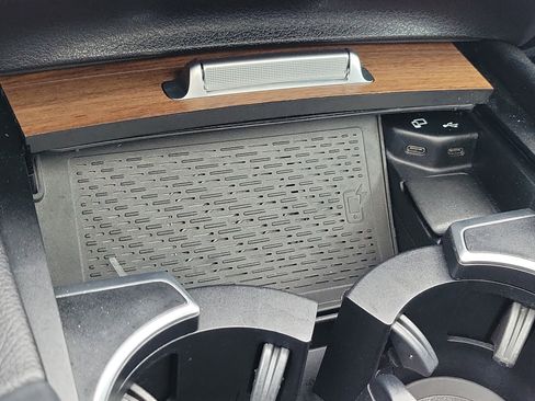 Used 2023 Mercedes-Benz GLE 53 AMG 4MATIC image 33