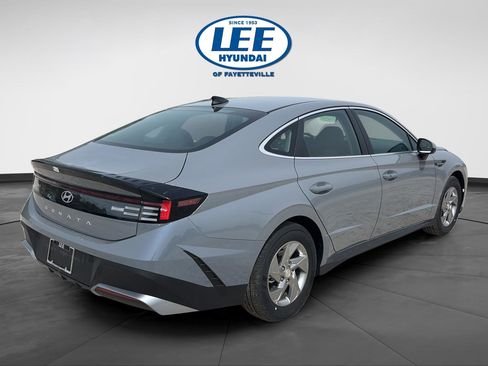New 2026 Hyundai Sonata SE FWD image 7