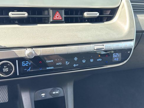 Certified 2024 Hyundai Ioniq 5 SEL RWD image 21