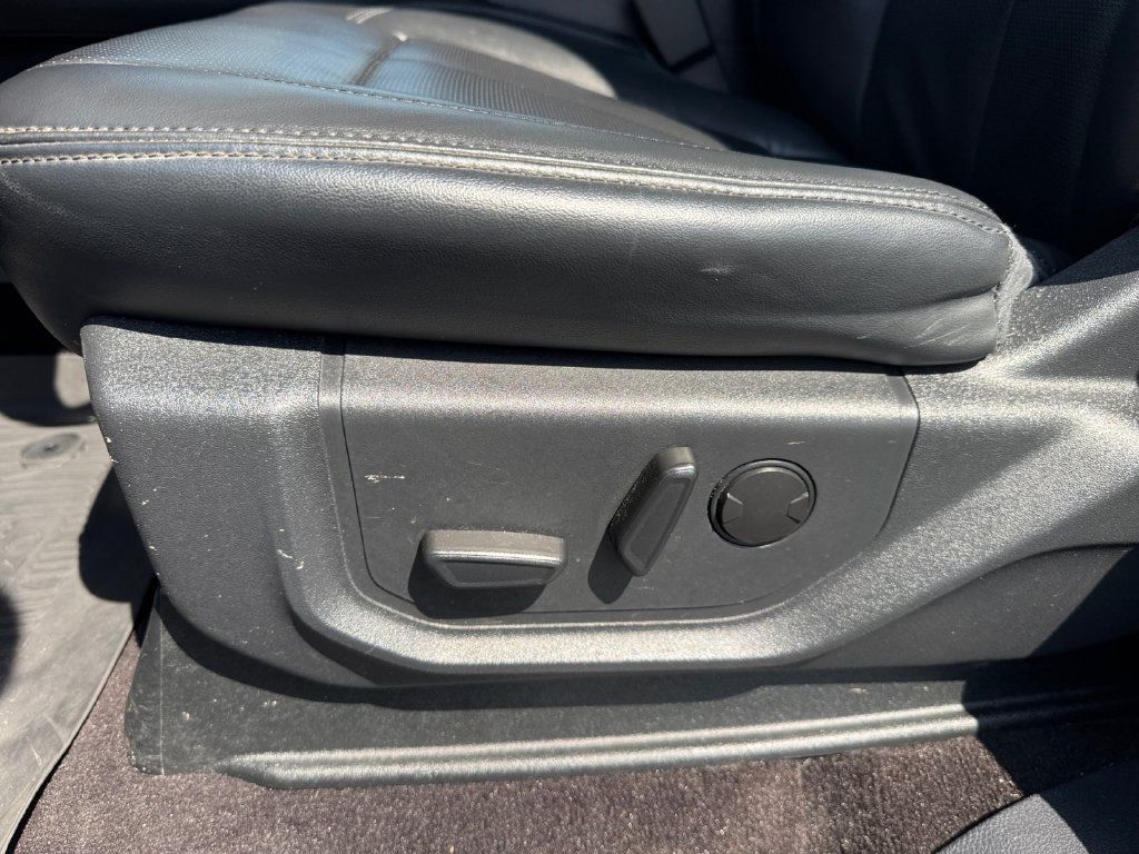 Certified 2022 Ford Expedition XLT RWD image 38