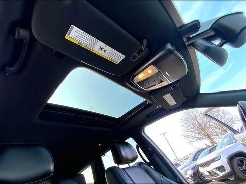 Certified 2021 Jeep Grand Cherokee Limited image 13