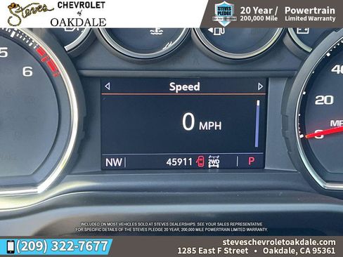 Used 2022 Chevrolet Silverado 1500 LT AWD/4WD image 16
