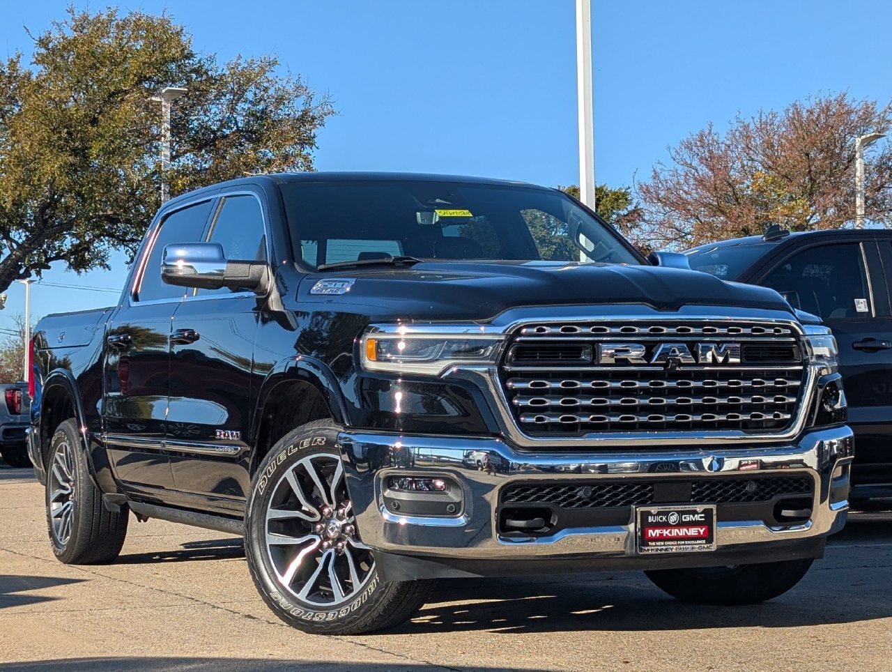 Used 2025 RAM 1500 Limited AWD/4WD image 2