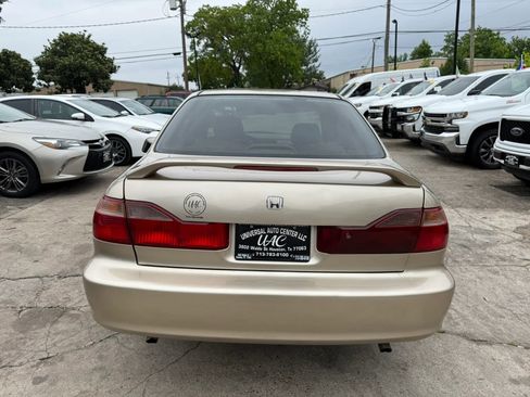 Used 2000 Honda Accord EX image 6