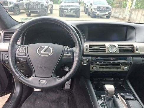 Used 2015 Lexus LS 460 AWD w/ F Sport Package image 11