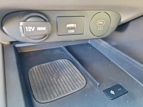 Used 2025 Hyundai Elantra Sport image 29