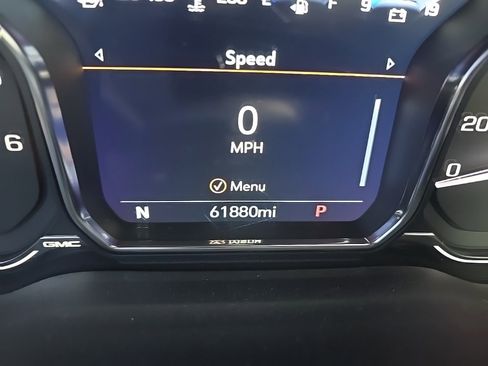 Used 2021 GMC Yukon Denali w/ Denali Premium Package image 23