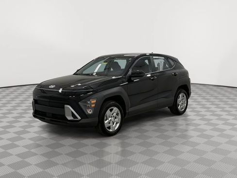 Used 2026 Hyundai Kona SE AWD/4WD image 4