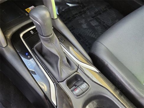 Used 2023 Toyota Corolla Cross XLE w/ Convenience Package image 23