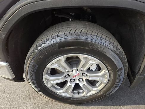 Used 2025 GMC Sierra 1500 SLT AWD/4WD image 25