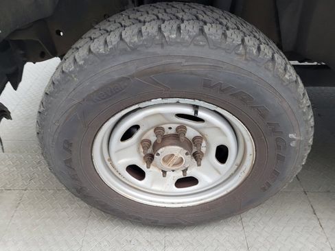 Used 2013 Ford F250 XL w/ PWR Equipment Group image 31