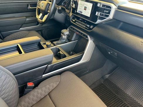 New 2026 Toyota Tundra SR5 AWD/4WD image 18