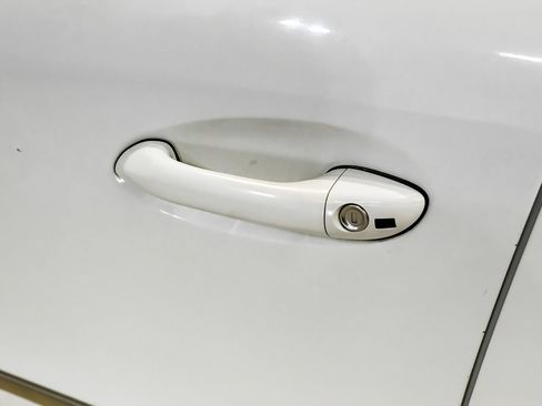 Used 2011 Mercedes-Benz ML 350 4MATIC image 44