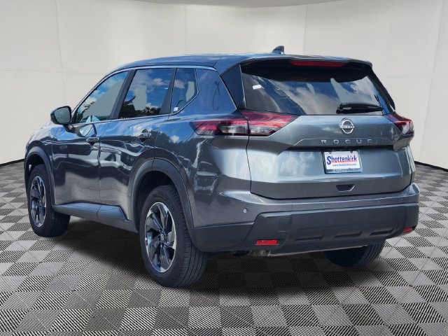 Used 2025 Nissan Rogue SV FWD image 7