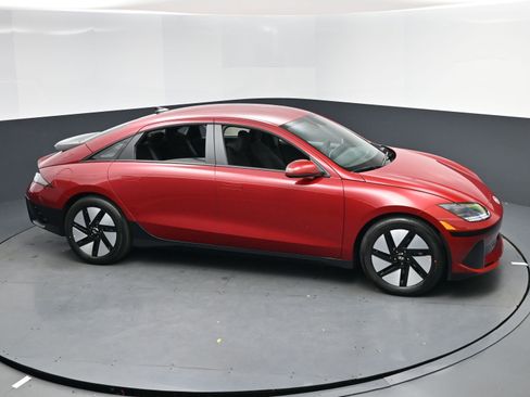 New 2025 Hyundai Ioniq 6 SE image 7