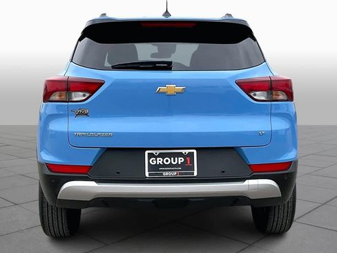 Used 2024 Chevrolet TrailBlazer LT w/ Driver Confidence Package image 4