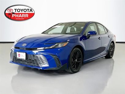 Used 2025 Toyota Camry SE w/ Multimedia Upgrade Package