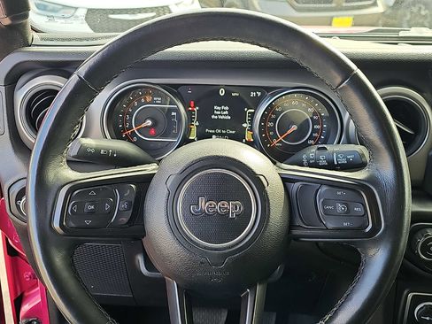 Used 2022 Jeep Wrangler Unlimited Sport image 18