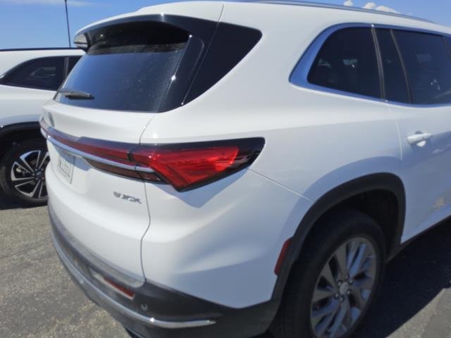 Used 2026 Buick Enclave Preferred FWD image 7