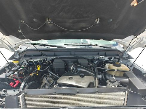 Used 2011 Ford F250 Lariat w/ Lariat Interior Pkg RWD image 32