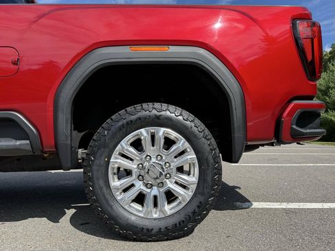 Used 2023 GMC Sierra 2500 Denali w/ Denali Ultimate Package AWD/4WD image 6