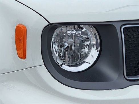 Certified 2023 Jeep Renegade Limited image 16