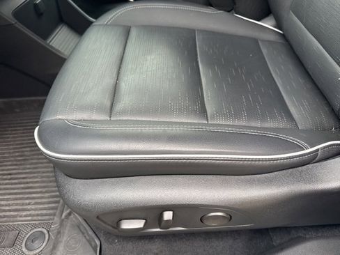 New 2025 Buick Enclave Sport Touring w/ Power Package image 16